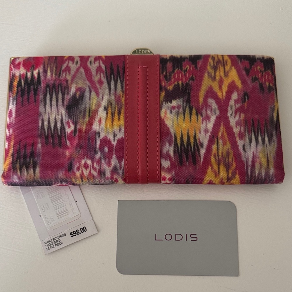 Lodis wallet.